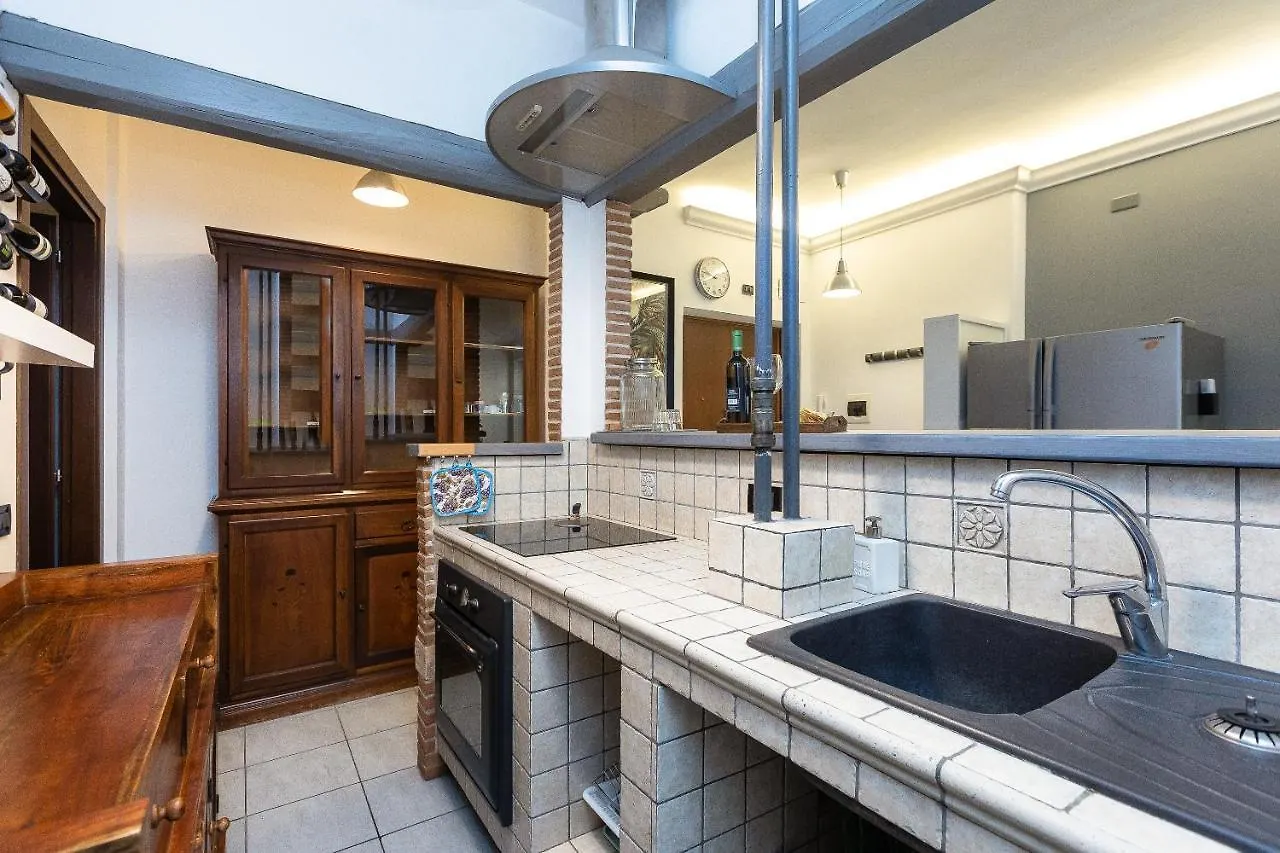 Paruta By Rental In Rome